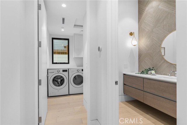 Detail Gallery Image 48 of 49 For 4532 Katherine, Sherman Oaks,  CA 91423 - 6 Beds | 6/1 Baths