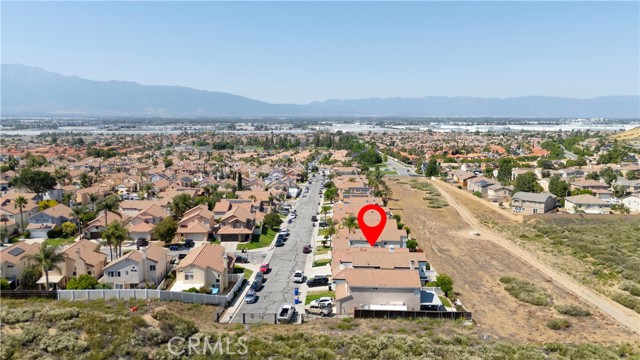 11979 Savona Dr, Fontana CA: https://media.crmls.org/medias/8837125e-31c0-40e2-a0f0-0627ef947ee9.jpg