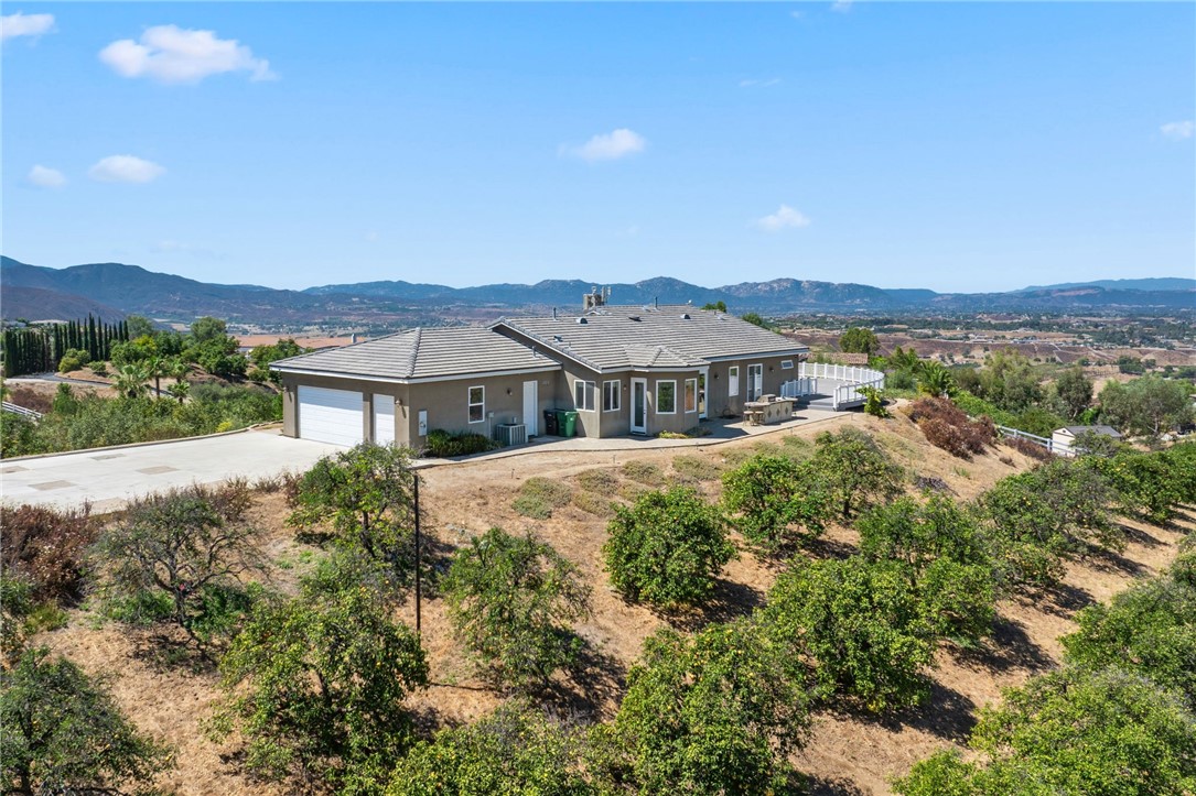 Detail Gallery Image 6 of 74 For 41705 Chaparral Drive, Temecula,  CA 92592 - 3 Beds | 2/1 Baths