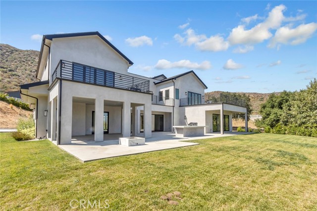 26474 Ranch Creek Road, Canyon Country CA: https://media.crmls.org/medias/8839d9e2-f802-46c0-acc3-8bc377067219.jpg