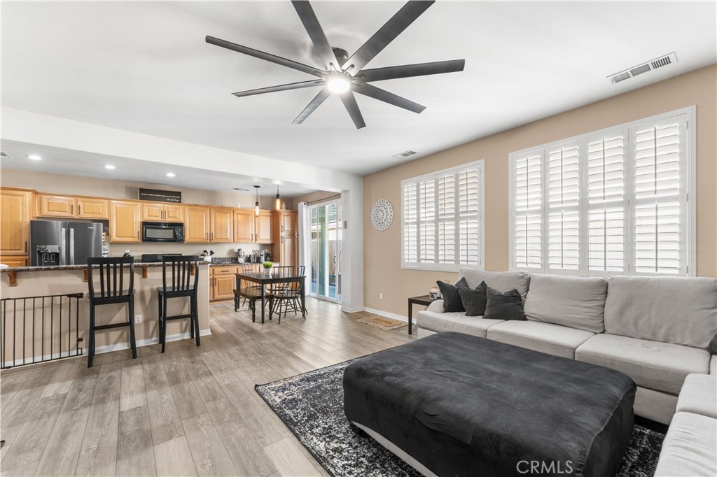 MLS #SR25268792 image #13