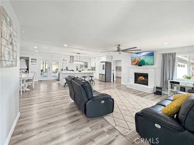 7455 Bangor Avenue, Hesperia CA: https://media.crmls.org/medias/883a334d-c4df-4463-b2a5-57ec3a8fd81c.jpg