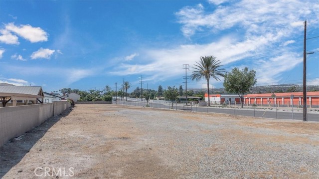 Detail Gallery Image 2 of 10 For 8540 Beverly Bld, Pico Rivera,  CA 90660 - – Beds | – Baths