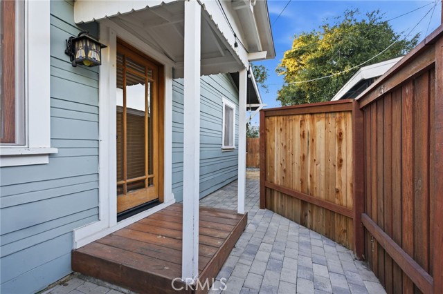 Detail Gallery Image 27 of 36 For 505 N Avenue 65, Los Angeles,  CA 90042 - 4 Beds | 3 Baths