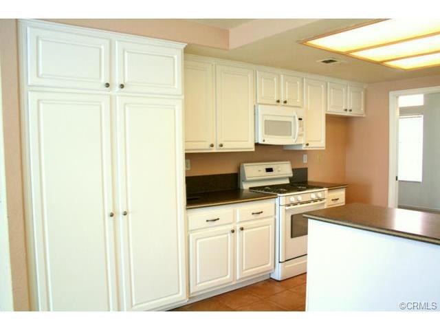 Detail Gallery Image 5 of 12 For 40050 Oak Grove Ave, Murrieta,  CA 92562 - 4 Beds | 2/1 Baths