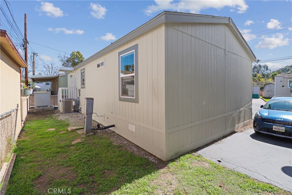 451 S Sellers Street 5