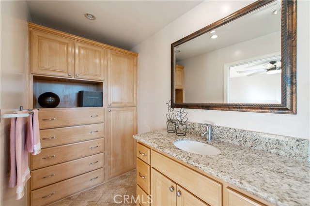 Detail Gallery Image 31 of 44 For 2240 N Legion Dr #217,  Signal Hill,  CA 90755 - 3 Beds | 2/1 Baths