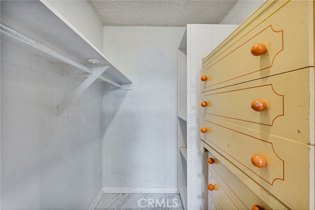 Detail Gallery Image 8 of 14 For 6850 Morella Ave #6,  North Hollywood,  CA 91605 - 2 Beds | 2 Baths