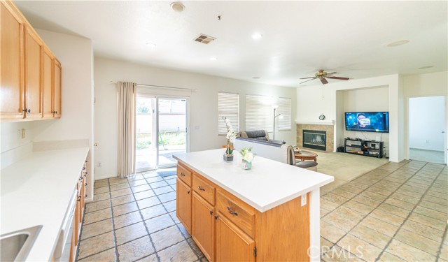 Detail Gallery Image 15 of 39 For 22195 Empress St, Moreno Valley,  CA 92553 - 4 Beds | 3/1 Baths