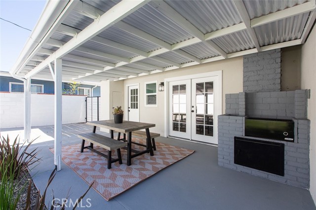 417 W Leeside, Glendora CA: https://media.crmls.org/medias/88405411-354d-4597-9324-d4435b43630d.jpg