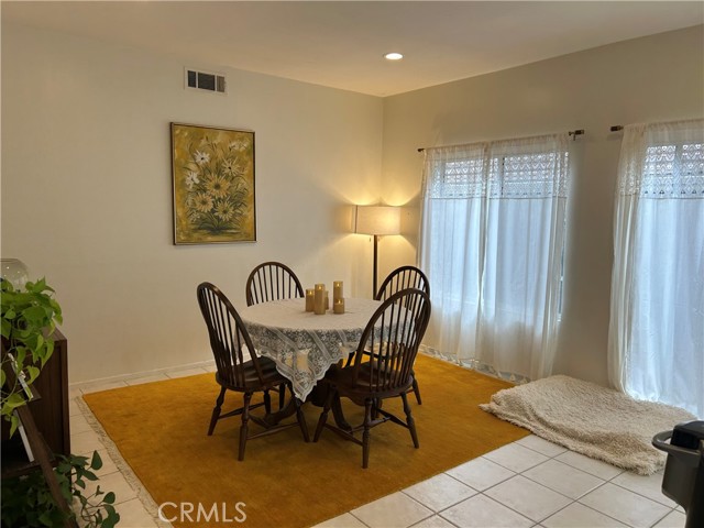 11919 Bubbling Brook Street, Moorpark CA: https://media.crmls.org/medias/8840a5db-fc8f-4094-861a-5f3111597ad6.jpg
