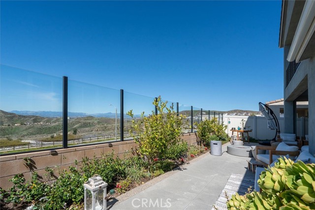 Detail Gallery Image 19 of 63 For 18262 Astro Ct, Saugus,  CA 91350 - 4 Beds | 3 Baths