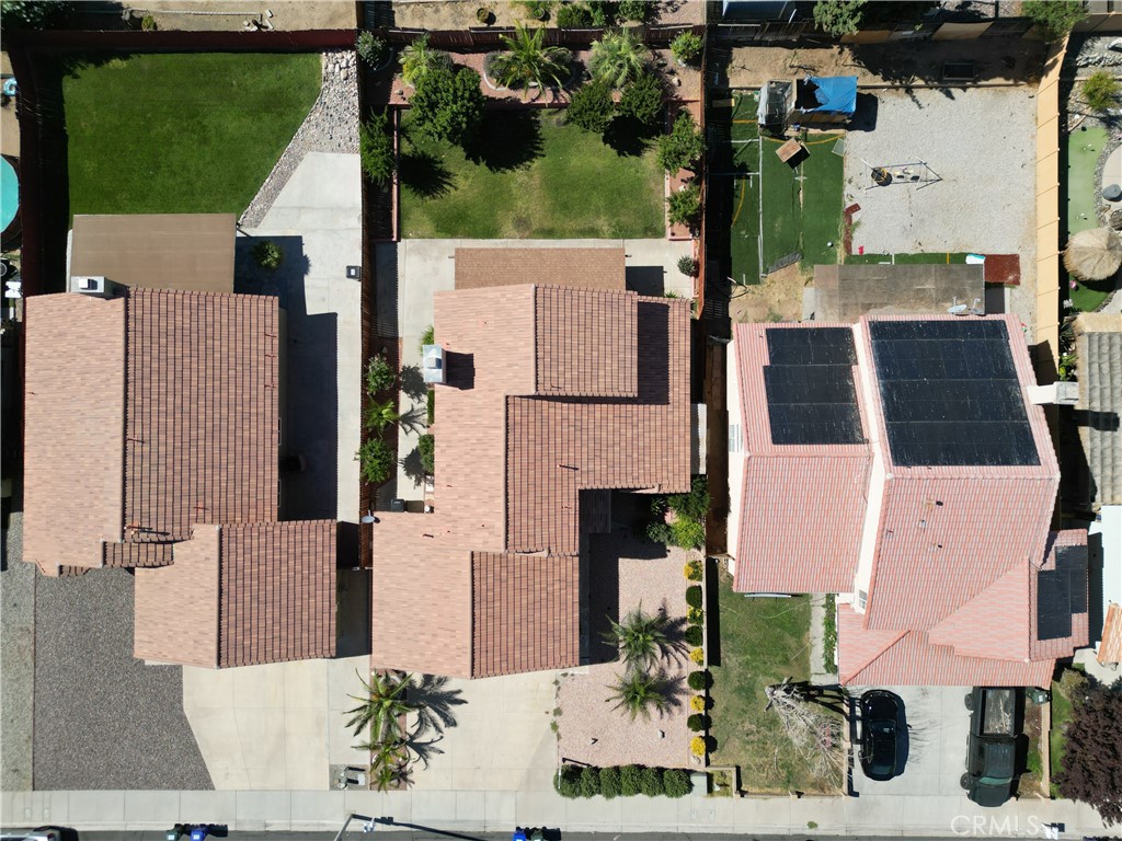https://media.crmls.org/medias/88423c13-ae38-41f2-b1fc-267d33767b59.jpg?preset=X-Large
