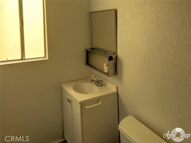 Detail Gallery Image 25 of 25 For 5847 Cherry Ave, Long Beach,  CA 90805 - – Beds | – Baths