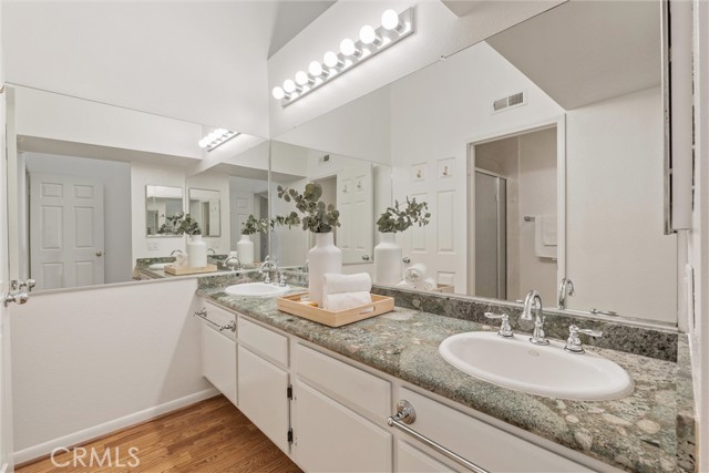 7291 Coho Dr, Huntington Beach CA: https://media.crmls.org/medias/88450cc8-5b2b-4f74-af2a-d326dba1c0ac.jpg