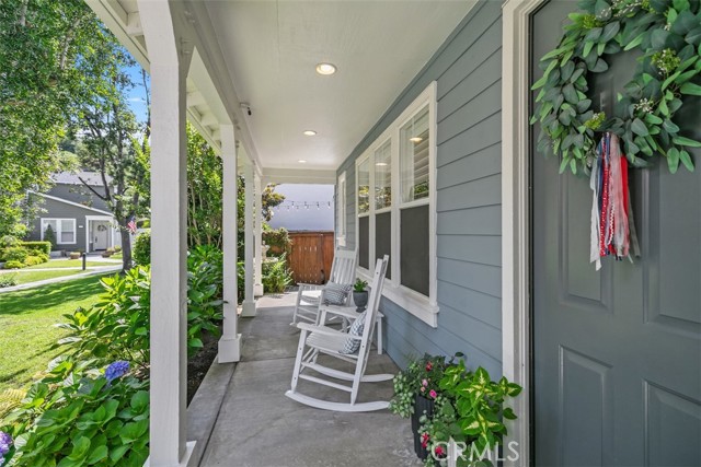 54 Livingston Pl, Ladera Ranch CA: https://media.crmls.org/medias/88458cb6-50be-4f49-b818-f3f42df59bf7.jpg