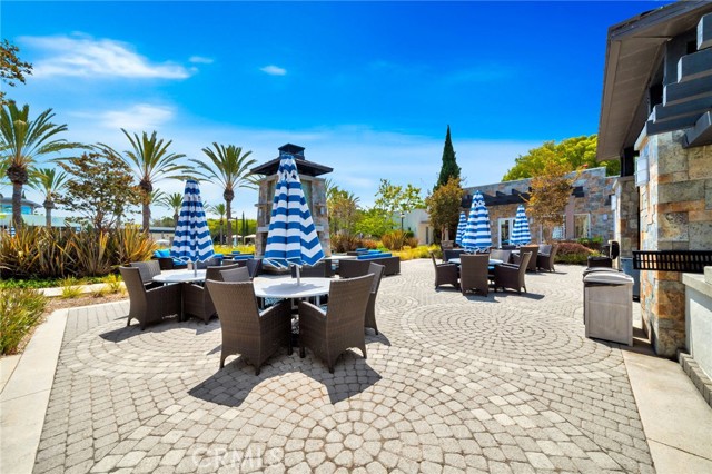 5325 Pacific Terrace, Hawthorne CA: https://media.crmls.org/medias/8845c0bb-b440-4059-89d2-67130a02429c.jpg