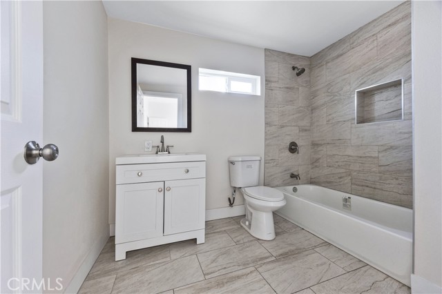 123 W 56th Street, Los Angeles CA: https://media.crmls.org/medias/8846878a-0c70-442d-8eb6-fcb0c5400200.jpg