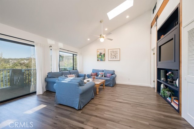 Detail Gallery Image 5 of 64 For 365 Bristol Street, Cambria,  CA 93428 - 3 Beds | 2/1 Baths