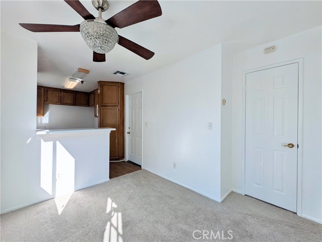 9235 Woodman Avenue, Arleta CA: https://media.crmls.org/medias/8847dd1a-736c-4e14-885e-33076facd48a.jpg