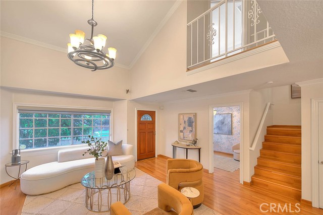 Detail Gallery Image 6 of 43 For 32 N Almansor St #D,  Alhambra,  CA 91801 - 3 Beds | 3 Baths