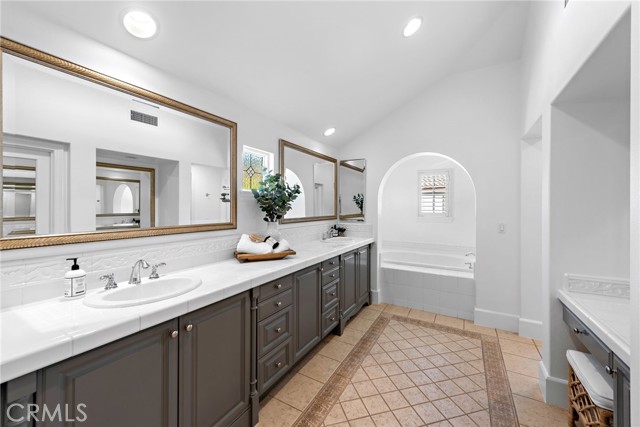 Detail Gallery Image 26 of 60 For 8 Harlequin St, Ladera Ranch,  CA 92694 - 4 Beds | 4/1 Baths