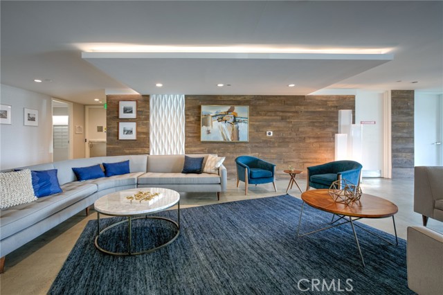 Detail Gallery Image 32 of 42 For 525 E Seaside Way #807,  Long Beach,  CA 90802 - 2 Beds | 1/1 Baths