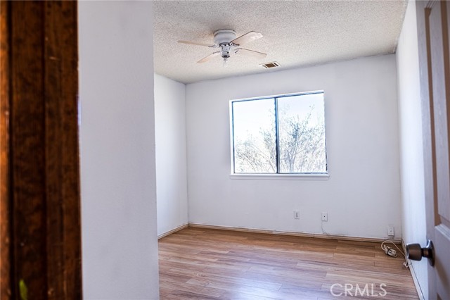 Detail Gallery Image 21 of 55 For 14811 Kingsdale, Apple Valley,  CA 92307 - 3 Beds | 2 Baths