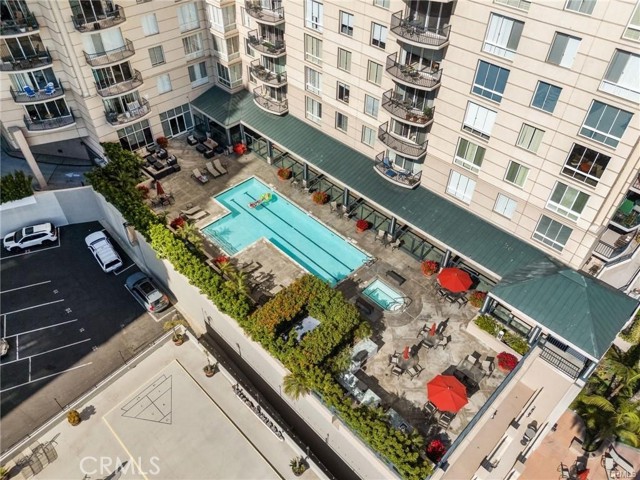 850 E Ocean Boulevard, Long Beach CA: https://media.crmls.org/medias/884acb4b-6855-4f8c-9a7b-7f75d9c02991.jpg