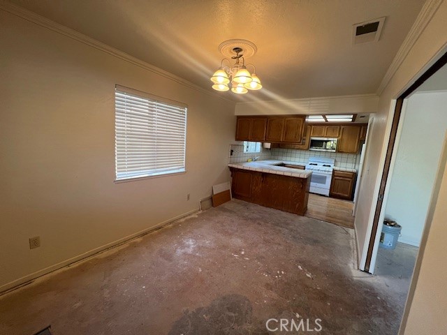 Detail Gallery Image 10 of 33 For 22101 Kay Ct, Sonora,  CA 95370 - 3 Beds | 2/1 Baths