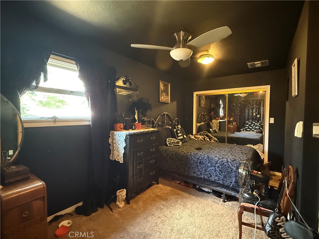 https://media.crmls.org/medias/884b7c71-9a07-4dde-bca2-800af8263ef8.jpg?preset=X-Large