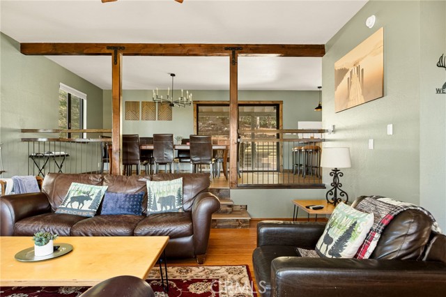 Detail Gallery Image 8 of 47 For 27808 Alpen, Lake Arrowhead,  CA 92352 - 4 Beds | 3/1 Baths