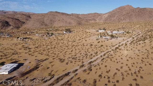 Detail Gallery Image 4 of 21 For 61769 Cowan Ln, Joshua Tree,  CA 92252 - – Beds | – Baths