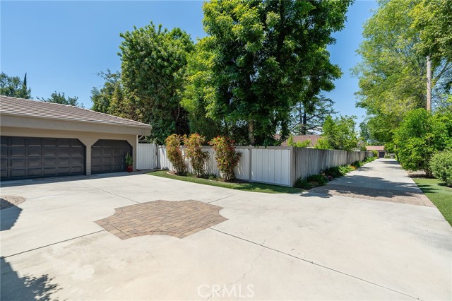 Detail Gallery Image 57 of 58 For 22940 Dolorosa St, Woodland Hills,  CA 91367 - 4 Beds | 3/1 Baths
