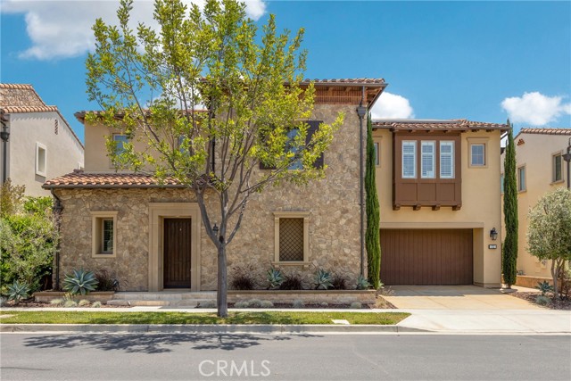 72 English Saddle, Irvine CA: https://media.crmls.org/medias/884d8431-8186-40b3-a7e3-dceabfc9c33f.jpg