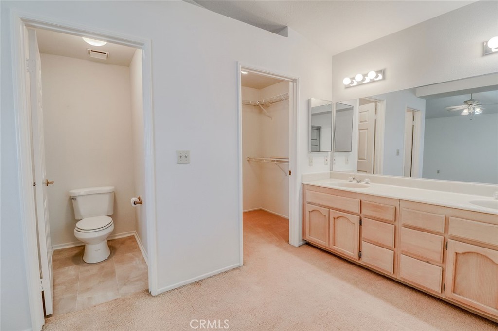 https://media.crmls.org/medias/884f7fa7-99f8-4049-9f0c-d59ea06af8b3.jpg?preset=X-Large