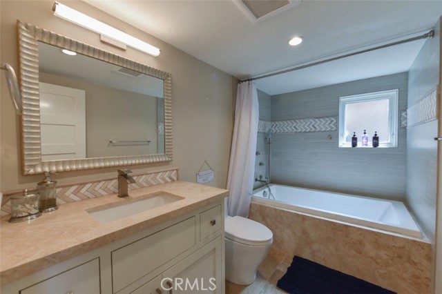 Detail Gallery Image 33 of 38 For 2192 Crestview Dr, Laguna Beach,  CA 92651 - 3 Beds | 3/1 Baths