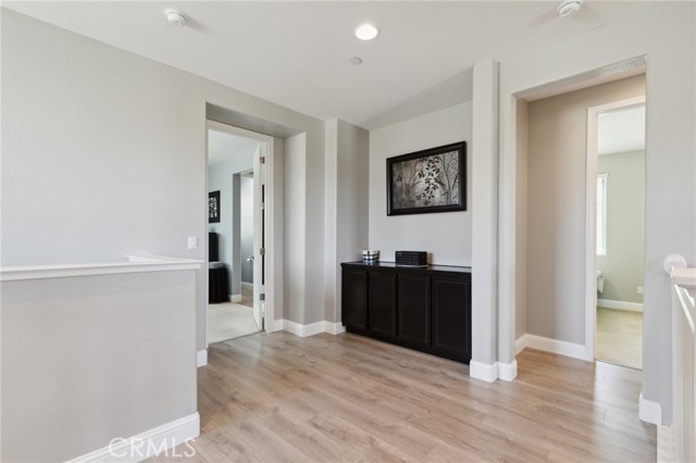 1697 Whiteash Avenue, Clovis CA: https://media.crmls.org/medias/884f9e9a-e325-4a04-9a4d-5718af2468ee.jpg