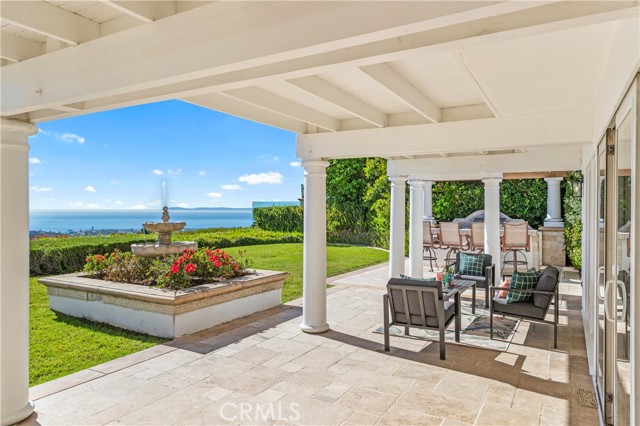 Detail Gallery Image 8 of 37 For 23 San Mateo Way, Corona Del Mar,  CA 92625 - 5 Beds | 3 Baths