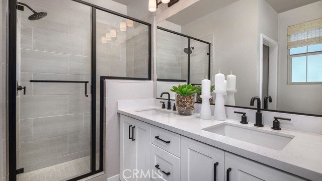 Detail Gallery Image 12 of 13 For 1641 W Enterprise Dr, San Pedro,  CA 90732 - 3 Beds | 2/1 Baths