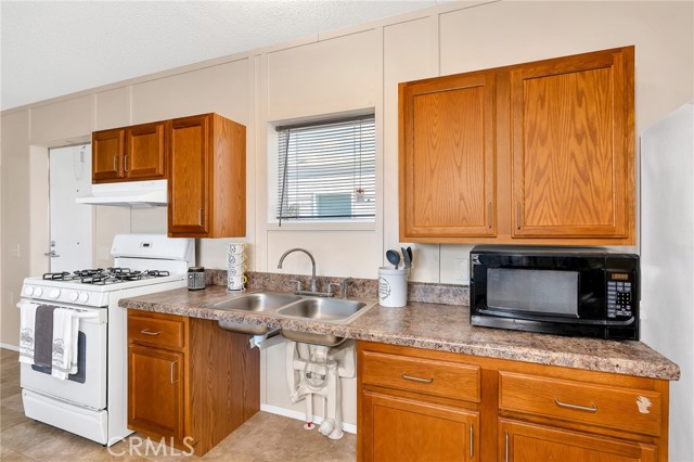 Detail Gallery Image 4 of 20 For 2355 Atwater Bld #10,  Atwater,  CA 95301 - 2 Beds | 1 Baths