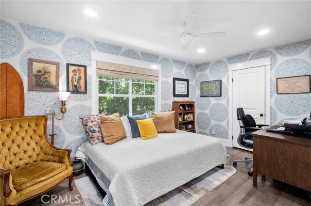 620 Brooks Street, Laguna Beach CA: https://media.crmls.org/medias/885237f1-22c8-4d59-b8c5-3b240145d4d3.jpg