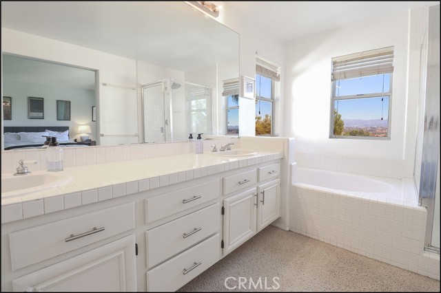 Detail Gallery Image 18 of 28 For 81 Cottage Ln, Aliso Viejo,  CA 92656 - 3 Beds | 2/1 Baths