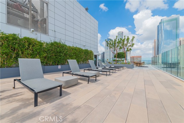 Detail Gallery Image 64 of 68 For 400 S Broadway #3106,  Los Angeles,  CA 90013 - 1 Beds | 1 Baths