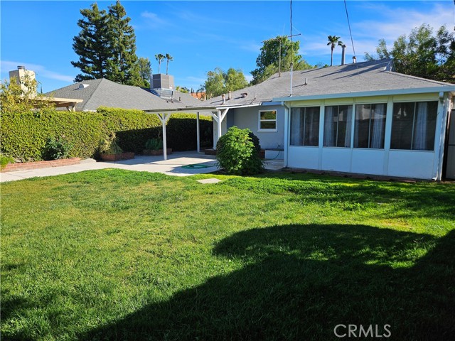 Detail Gallery Image 36 of 39 For 18237 Valley Vista Bld, Tarzana,  CA 91356 - 2 Beds | 1 Baths