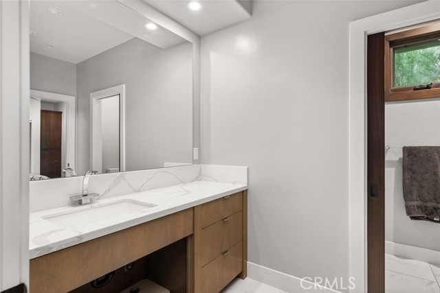 3386 Canyon Oaks Terrace, Chico CA: https://media.crmls.org/medias/8853bd60-ba39-40fe-af60-b049efcf42bc.jpg
