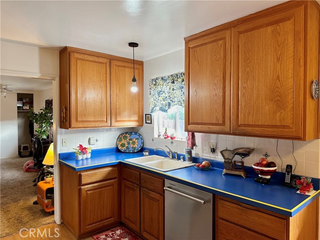 Detail Gallery Image 7 of 13 For 160 Capri St, Morro Bay,  CA 93442 - 3 Beds | 2 Baths