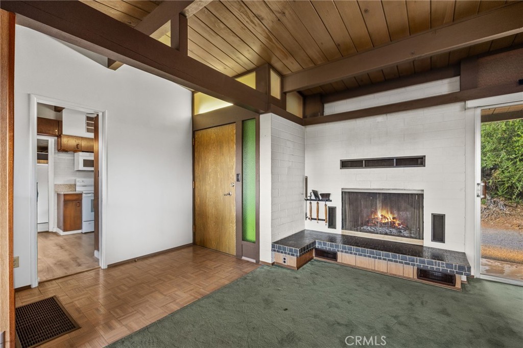 2130 El Norte - photo 5