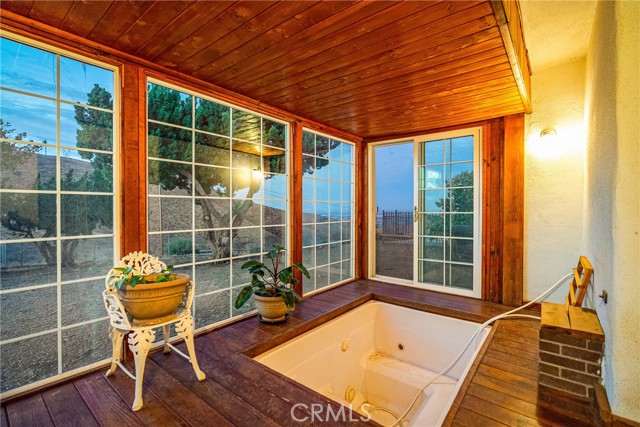 Detail Gallery Image 37 of 62 For 6300 Godde Hill Rd, Leona Valley,  CA 93551 - 3 Beds | 3 Baths