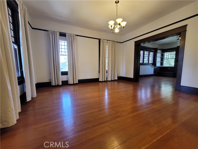 Detail Gallery Image 13 of 32 For 901 S Center St, Redlands,  CA 92373 - 4 Beds | 2/1 Baths